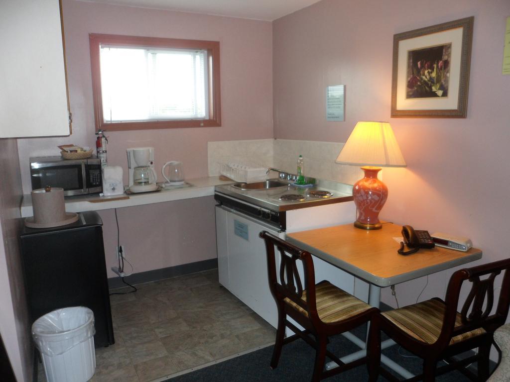 The Silver Birch Motel Goderich Habitación foto